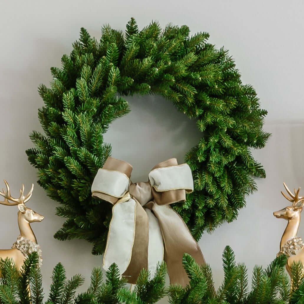 24" Classic Wreath Unlit