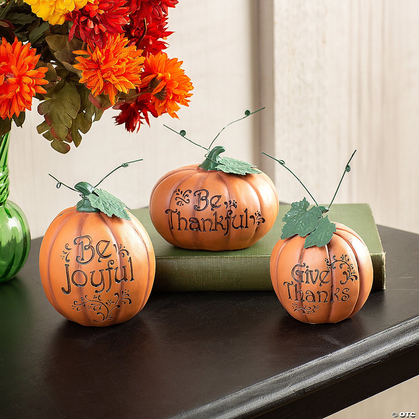 “Carved” Thanksgiving Pumpkin Set