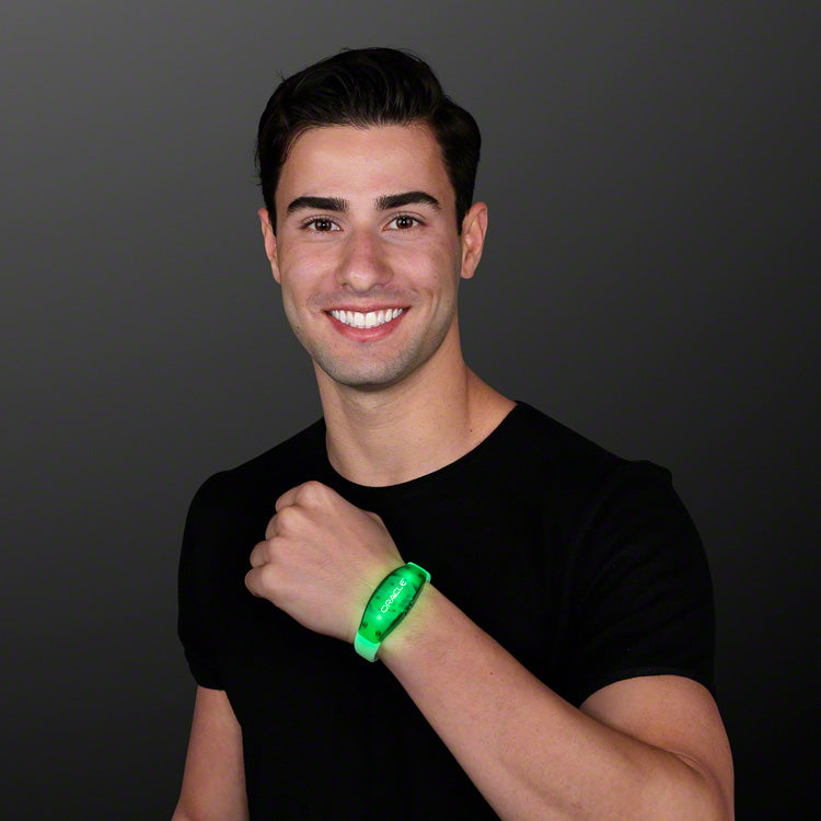 Green LED Steady Illumination Stretch Bracelet