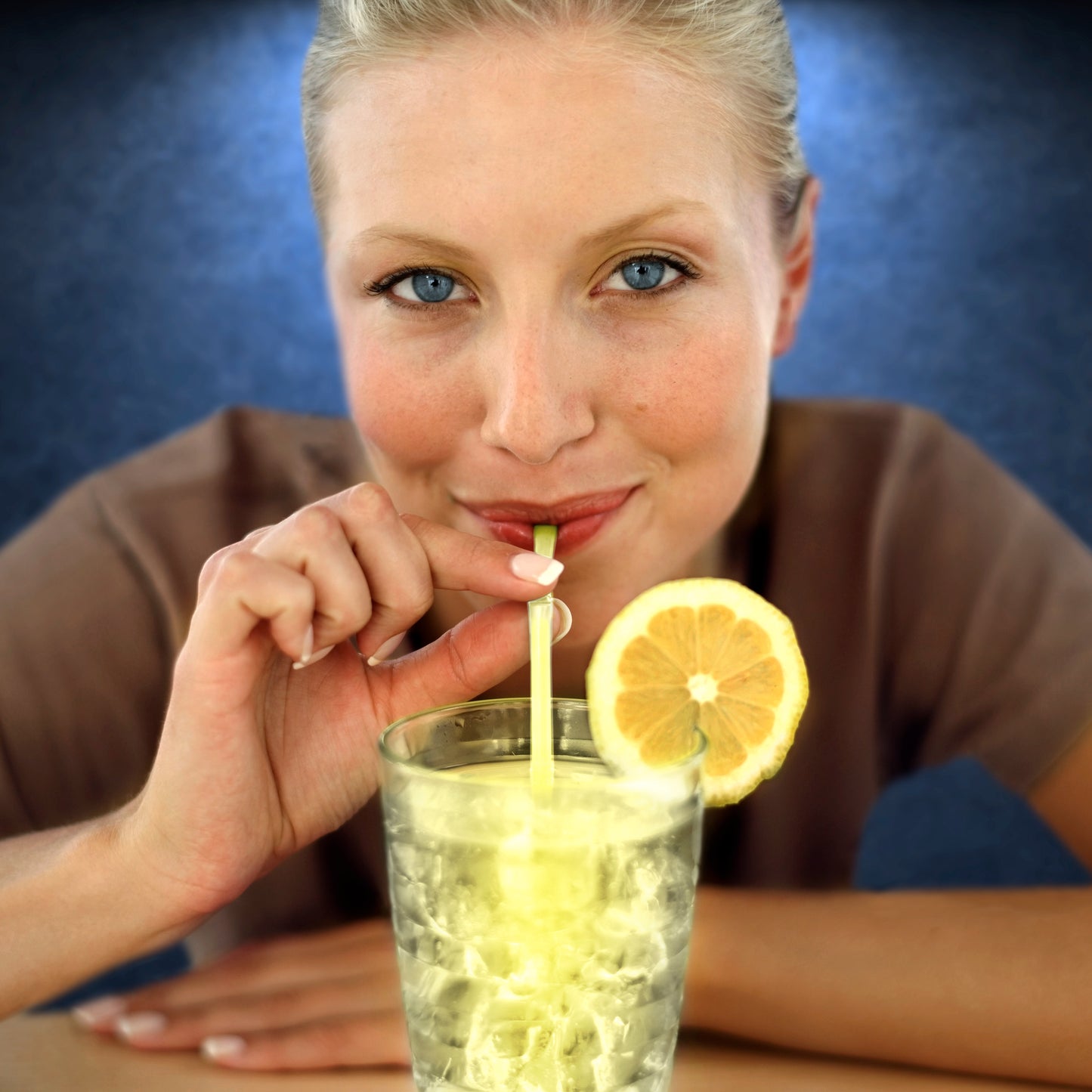 Yellow Glowing Straws for Party Drinks (25 Per pack)