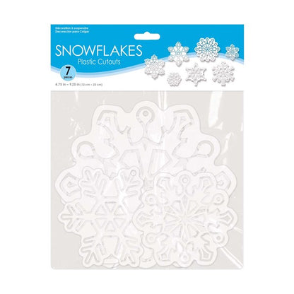 Die-Cut Plastic Snowflakes (7 Per pack)