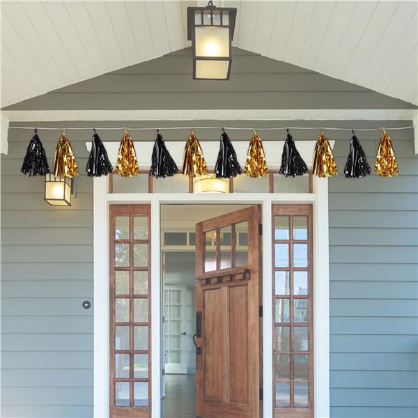 Black & Gold Tassel Garland